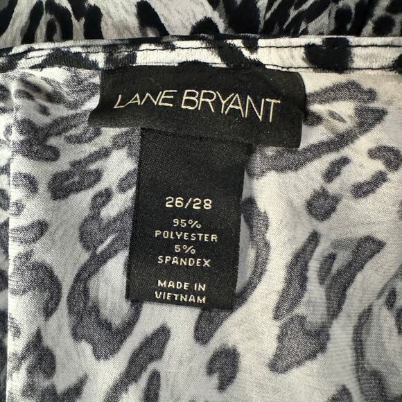 Lane Bryant SZ 26/28 Top Cheetah Print Stretch Puff Sleeve Cutout Neckline Black - Picture 7 of 8